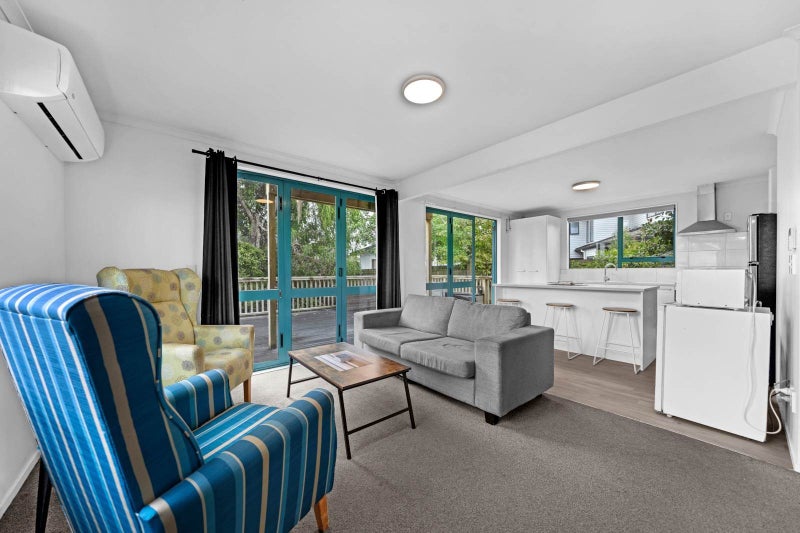 46 Hillside Road, Papatoetoe, Auckland - Carousel 2