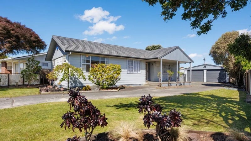 8 Paradise Place, Milson, Palmerston North - Carousel 1