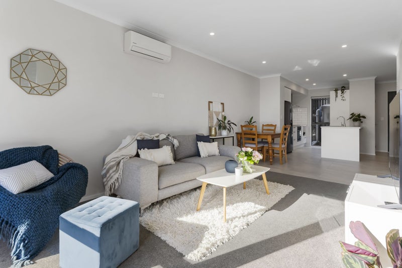 12 Tarakoi Road, Hobsonville, Auckland - Carousel 1