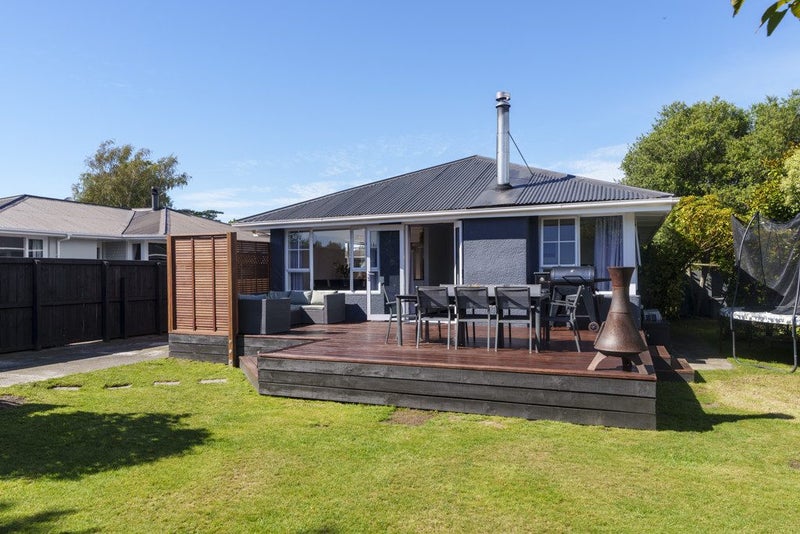 17 Woodend Road, Woodend, Woodend - Carousel 1
