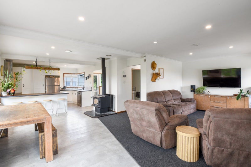 42 Island View Road, Western Heights, Rotorua - Carousel 2