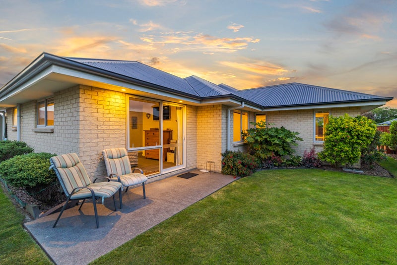 32 Euphrasie Drive, Aidanfield, Christchurch - Carousel 2