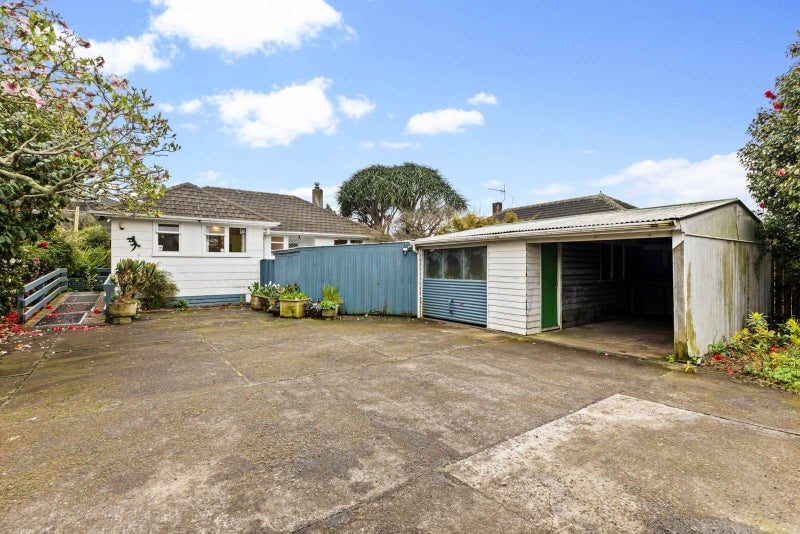 65 Middlemore Crescent, Papatoetoe, Auckland - Carousel 1