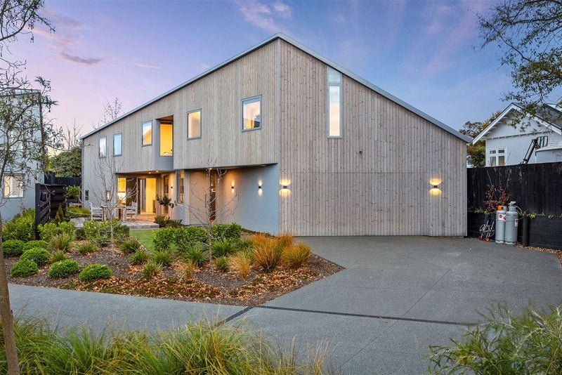 20 Chapter Street, St Albans, Christchurch - Carousel 1