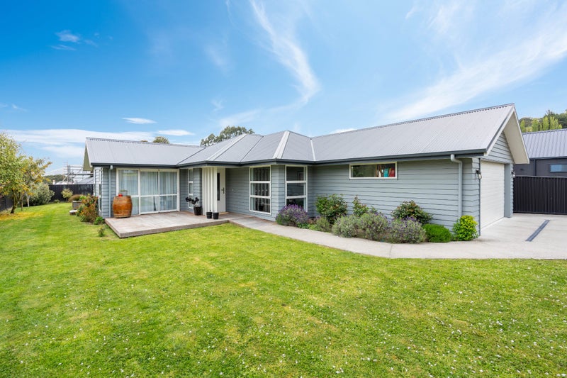 111 Stevenson Avenue, Sawyers Bay, Port Chalmers - Carousel 1