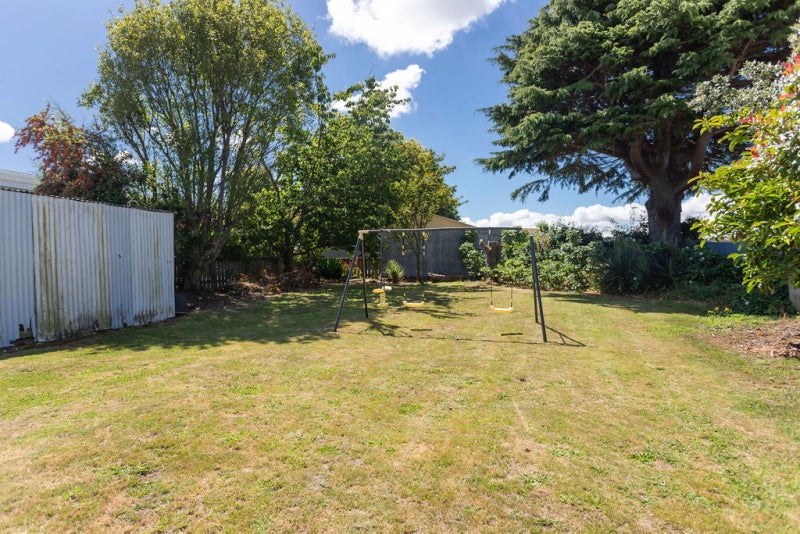262 High Street, Dannevirke - Carousel 21
