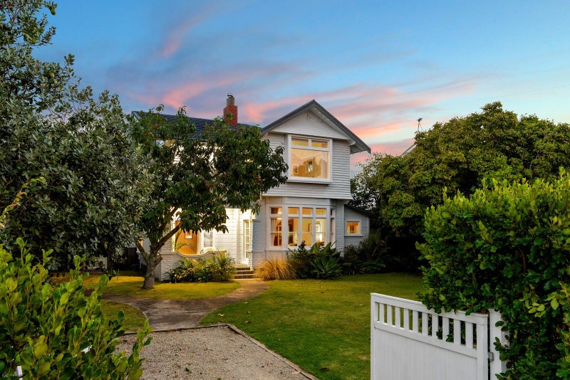 60 Clifford Street, Whataupoko, Gisborne - Carousel 1