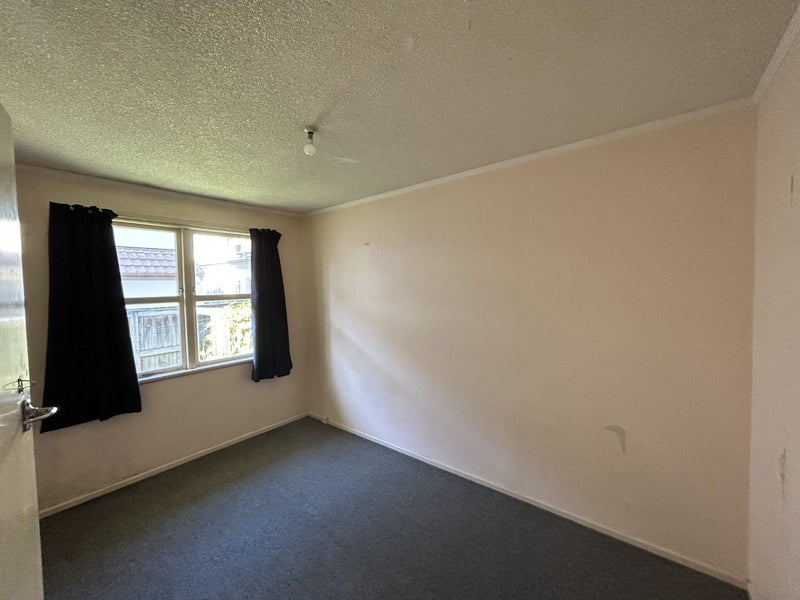 2/1217 Victoria Street, Whitiora, Hamilton - Carousel 6