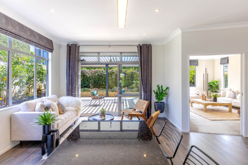 37 Esperance Road, Glendowie, Auckland - Carousel 2