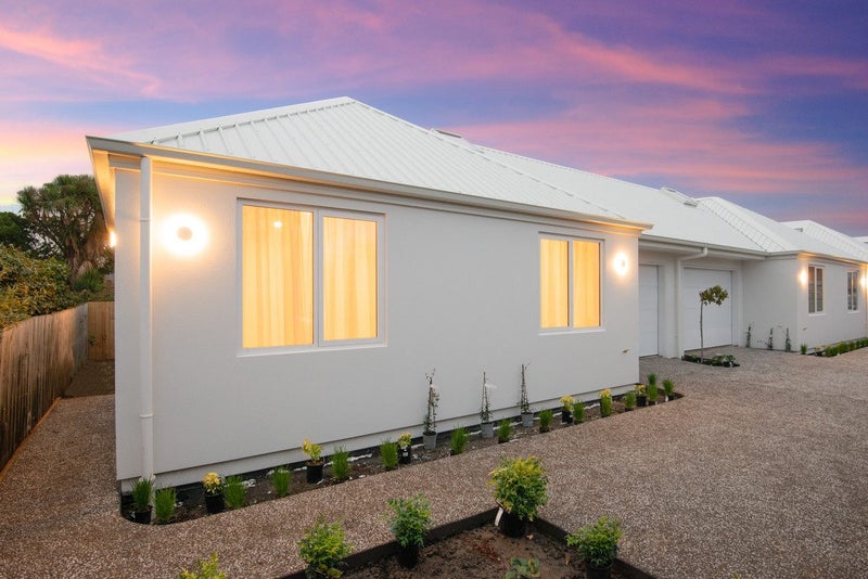 6D Berwick Street, Mosgiel - Carousel 15