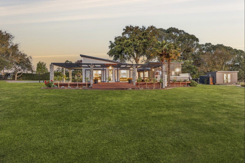 284 Tahuroa Road, Morrinsville - Carousel 21