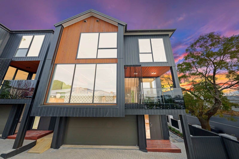 1/30 Clonbern Road, Remuera, Auckland - Carousel 31