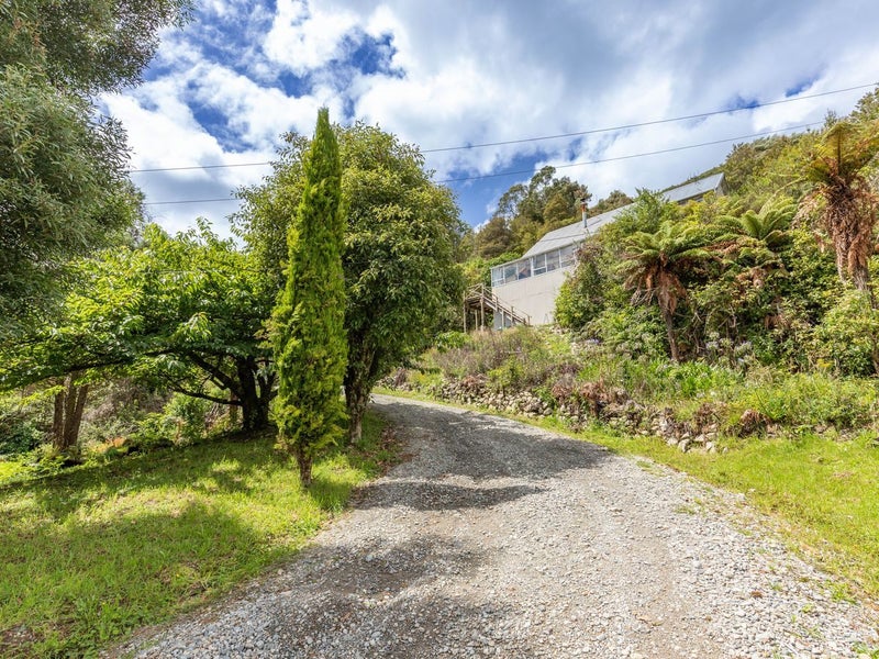 1046 Main Road, DOBSON, GREYMOUTH - Carousel 26