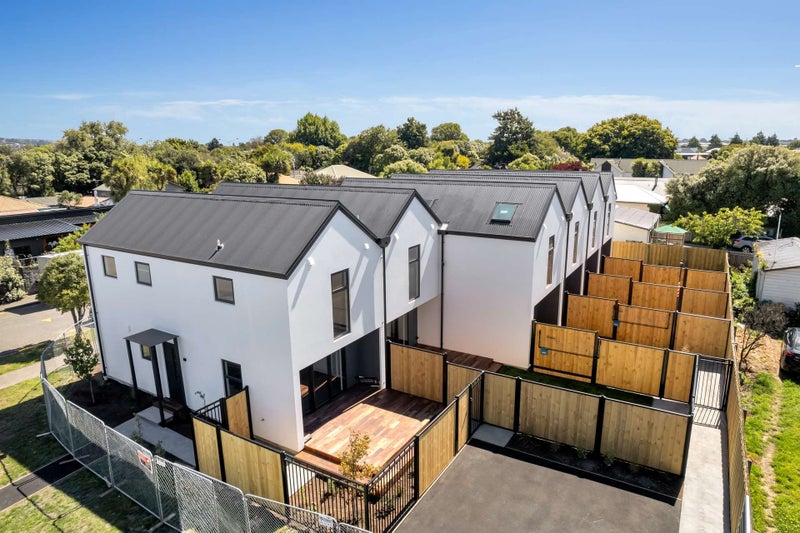 317 WILSONS ROAD, Waltham, Christchurch - Carousel 1