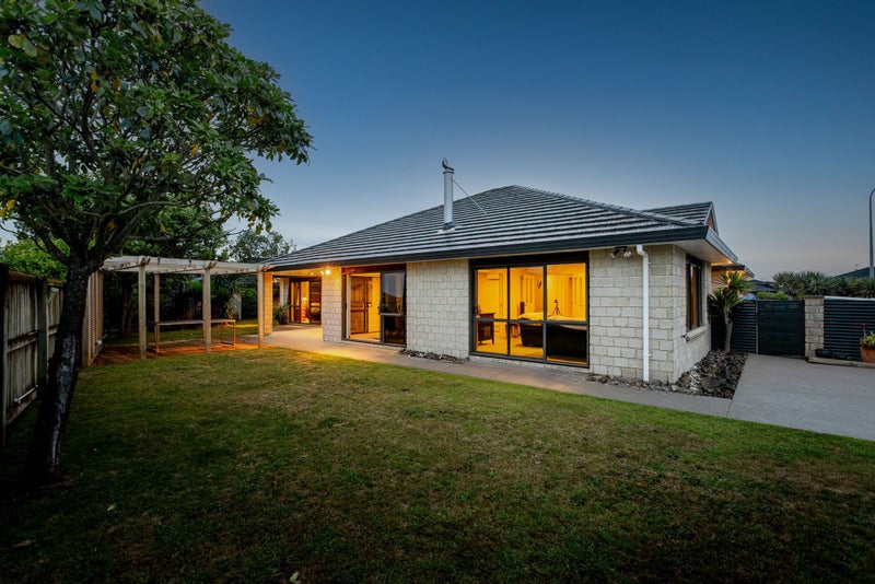 41 Consort Close, Paraparaumu Beach, Paraparaumu - Carousel 2