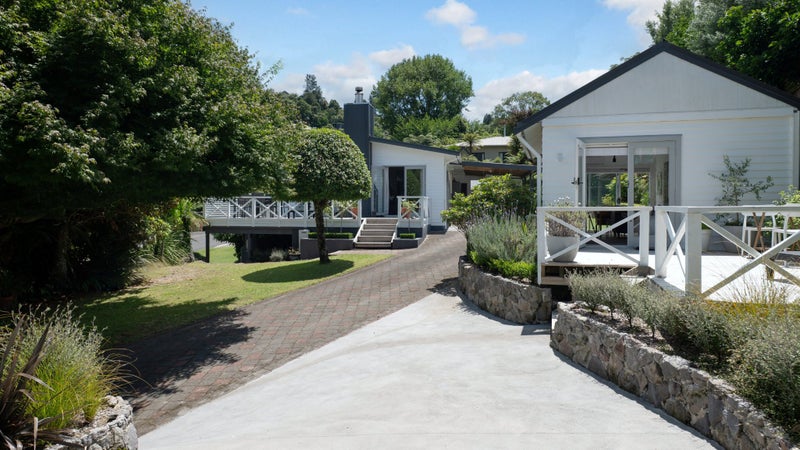 1 Summit Road, Lake Okareka, Rotorua - Carousel 1