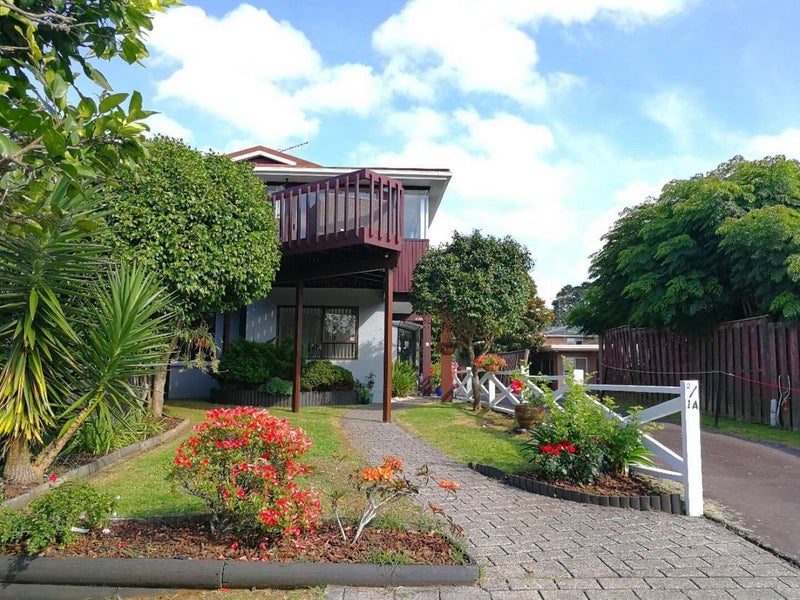 1B Rostrevor Avenue, Epsom, Auckland - Carousel 2