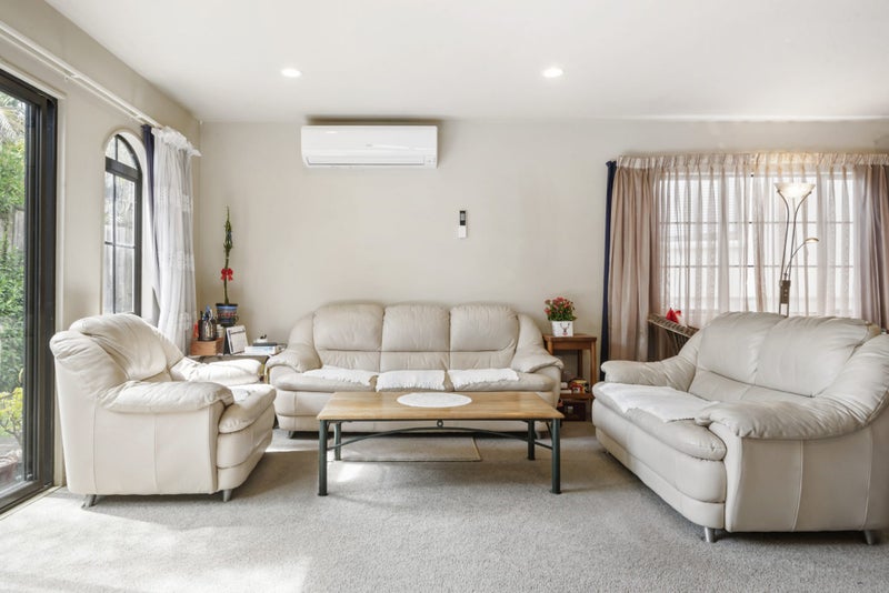 5/5 Spencer Road, Oteha, Auckland - Carousel 2