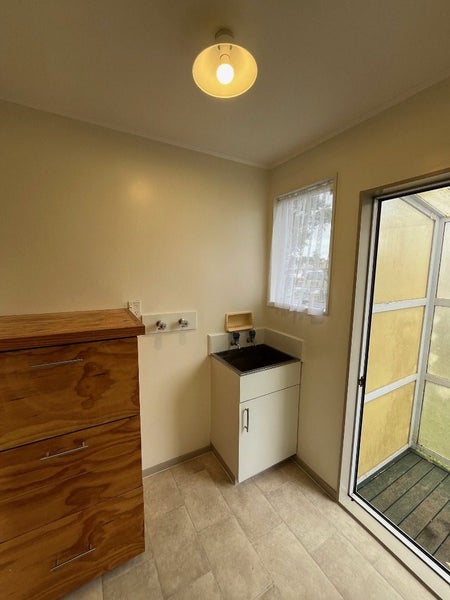 1/220 Waitemata Drive, Ranui, Auckland - Carousel 14