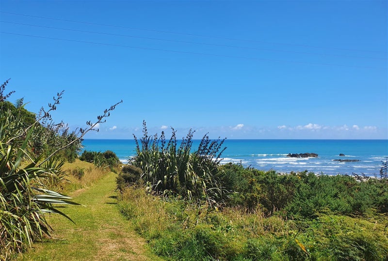2364 Coast Road, Barrytown, Greymouth - Carousel 2