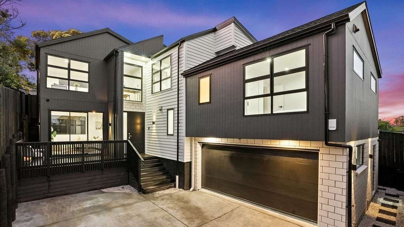 13C Griffen Park Road, Mount Roskill, Auckland - Carousel 1