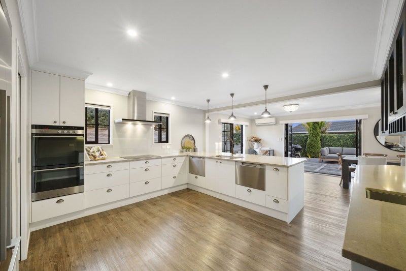 11 Revell Court, Pukekohe, Pukekohe - Carousel 2