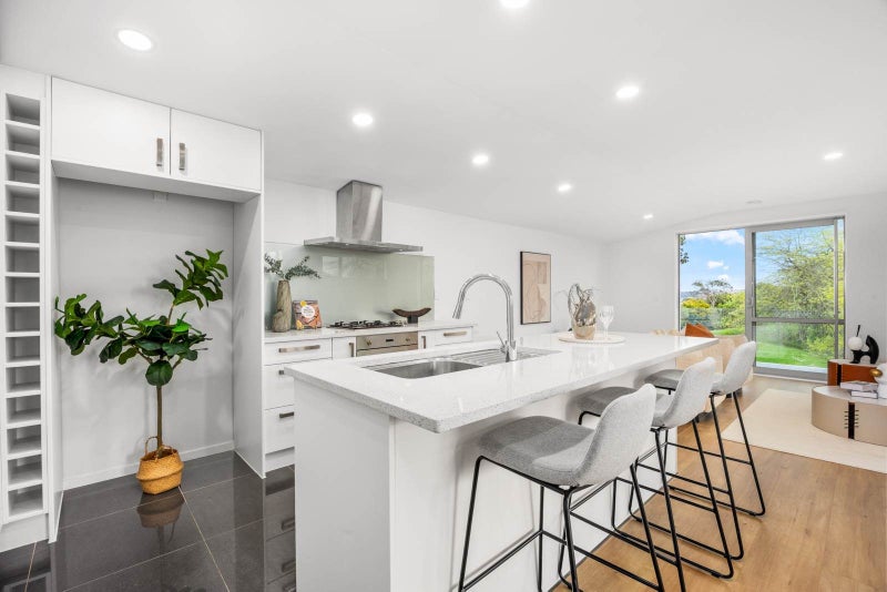 832A East Coast Road, Oteha, Auckland - Carousel 2