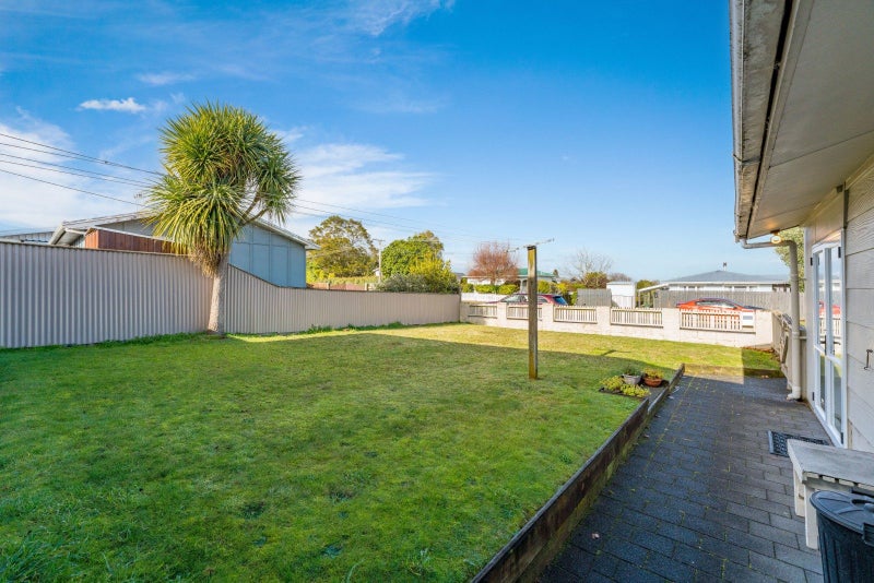 2/44 Laughton Street, Taupō - Carousel 2