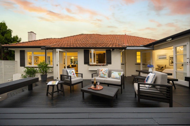 12 Manuka Street, Hokowhitu, Palmerston North - Carousel 2