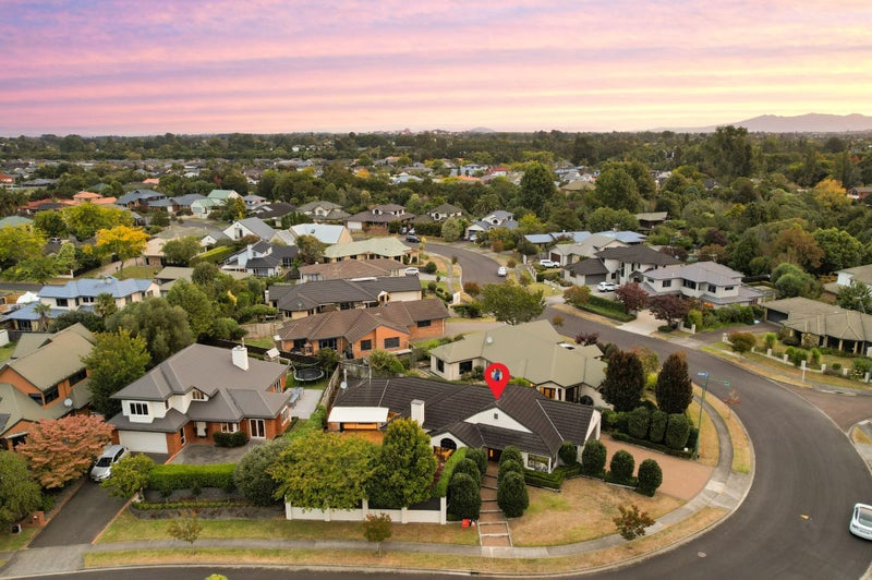 28 Keswick Crescent, Huntington, Hamilton - Carousel 39