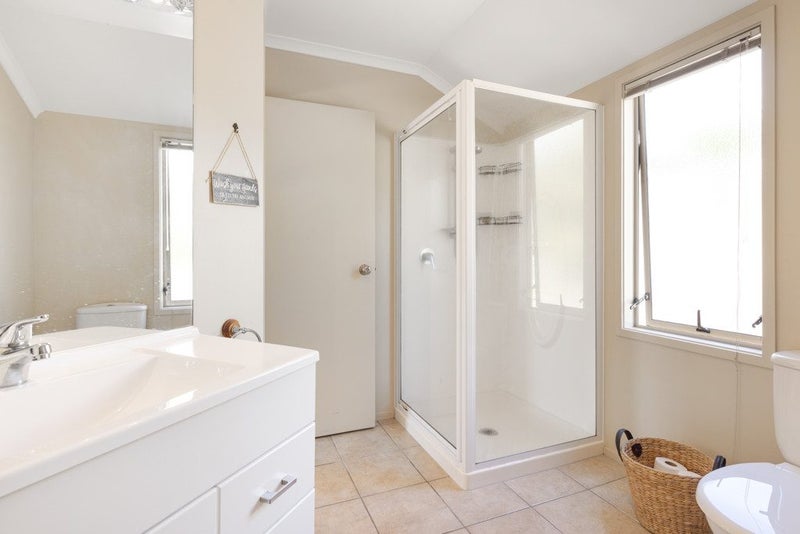 6A Pamir Place, Welcome Bay, Tauranga - Carousel 8