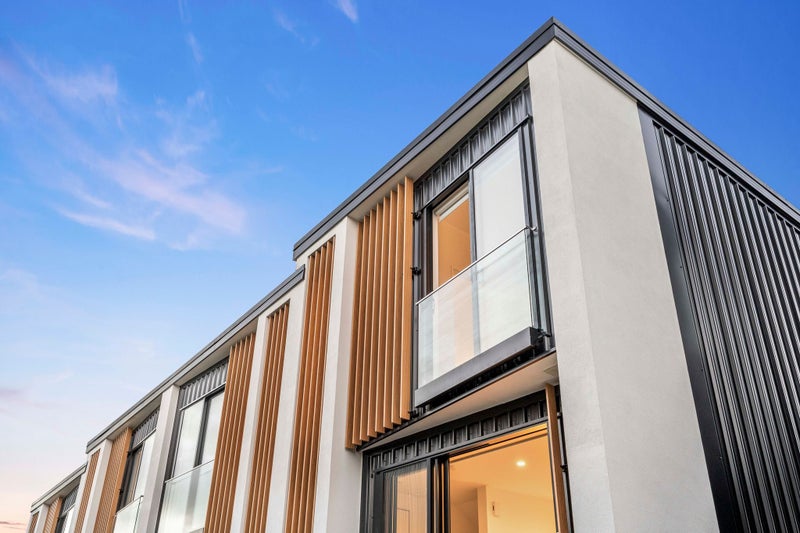 4/10 Ashwell Street, St Heliers, Auckland - Carousel 1