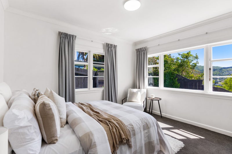 28 Sheridan Terrace, Johnsonville, Wellington - Carousel 2