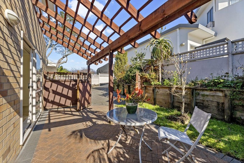 1/89 Litten Road, Cockle Bay, Auckland - Carousel 2