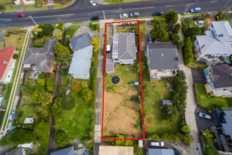 69 Raleigh Road, Northcote, Auckland - Carousel 2