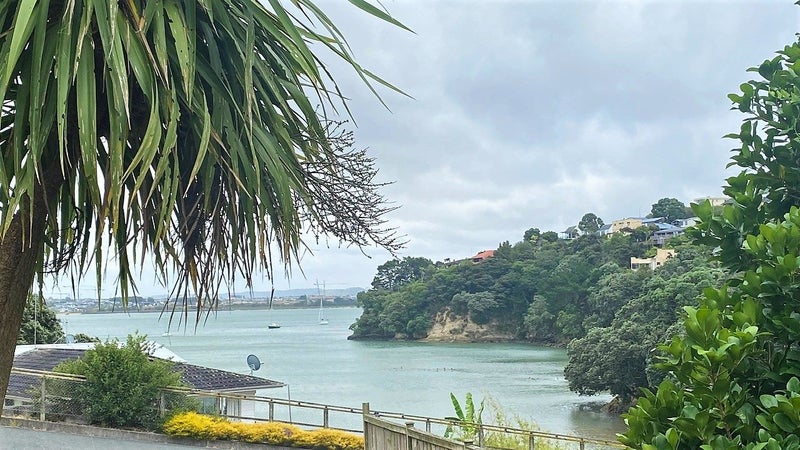 103 Island Bay Road, Beach Haven, Auckland - Carousel 27
