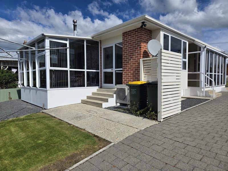 25 Naish Street, Balclutha, Balclutha - Carousel 1