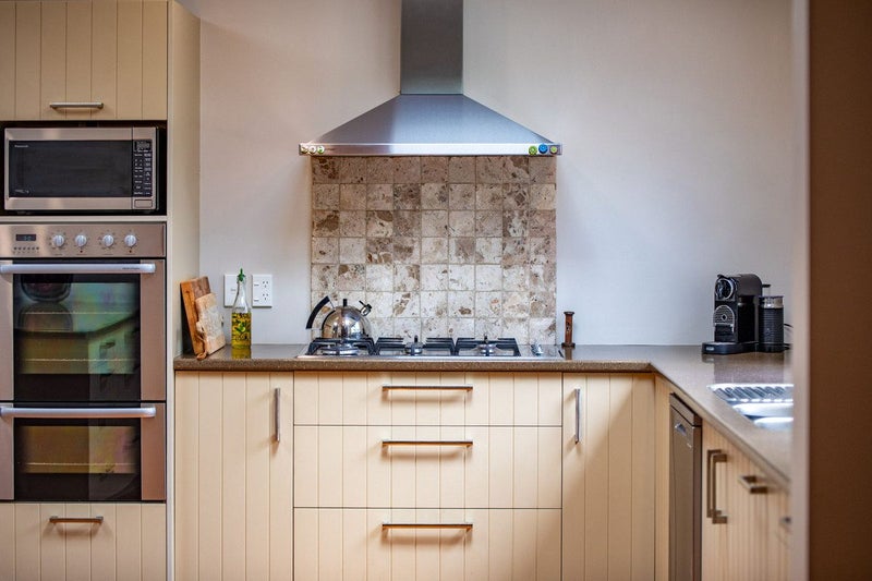 36 Thompson Street, Leamington, Cambridge - Carousel 2