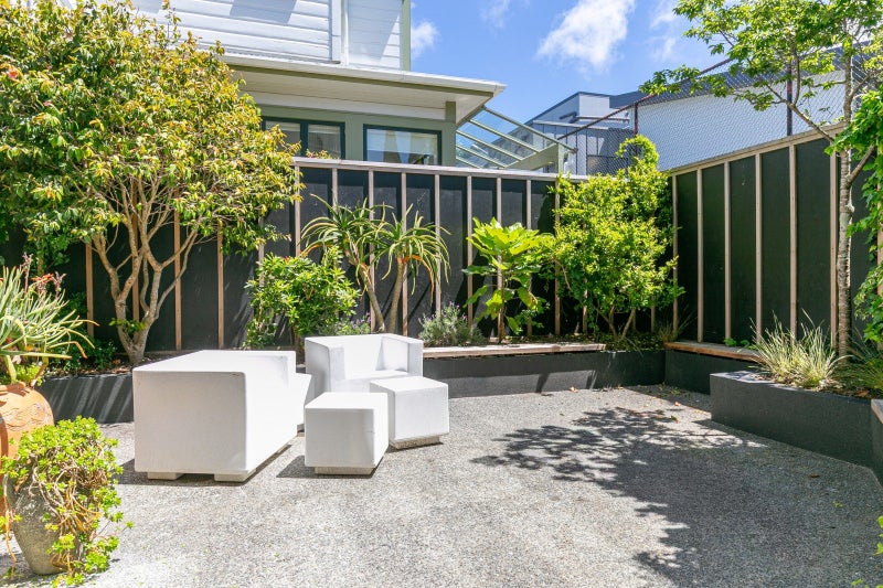 35B Hobson Crescent, Thorndon, Wellington - Carousel 2