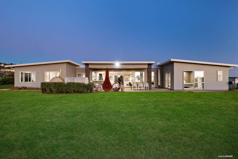 12 Lawrence Carter Drive, Bombay, Bombay - Carousel 1
