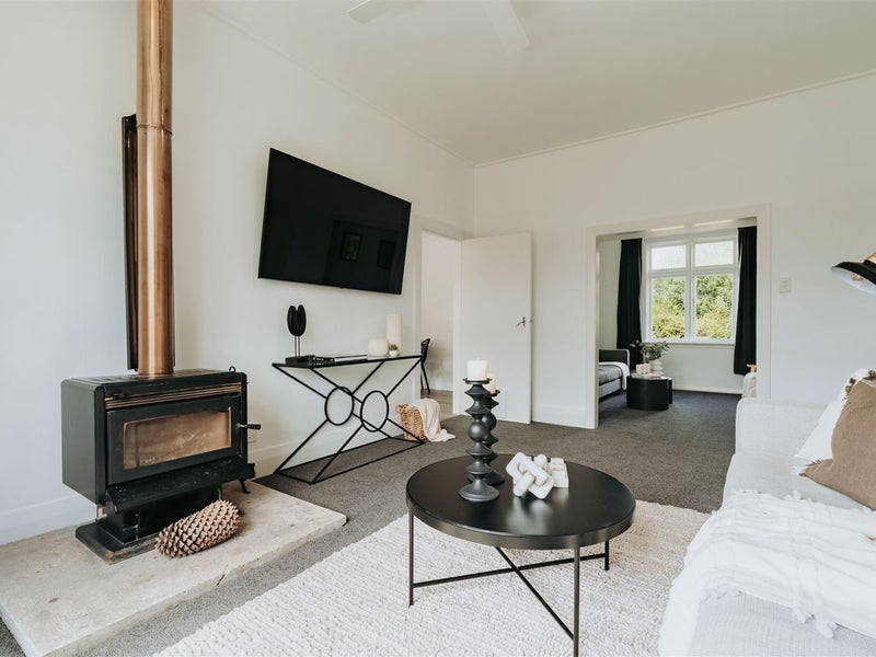 313 Union Street, Milton - Carousel 2