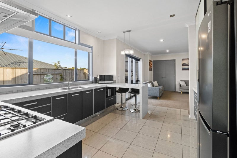 48 Karamea Street, Whalers Gate, New Plymouth, Taranaki - Carousel 2