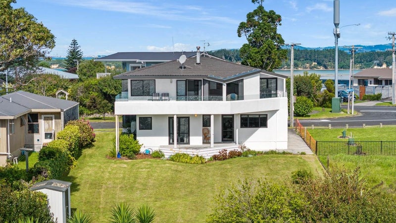 1 Bramley Drive, Omokoroa, Omokoroa - Carousel 1