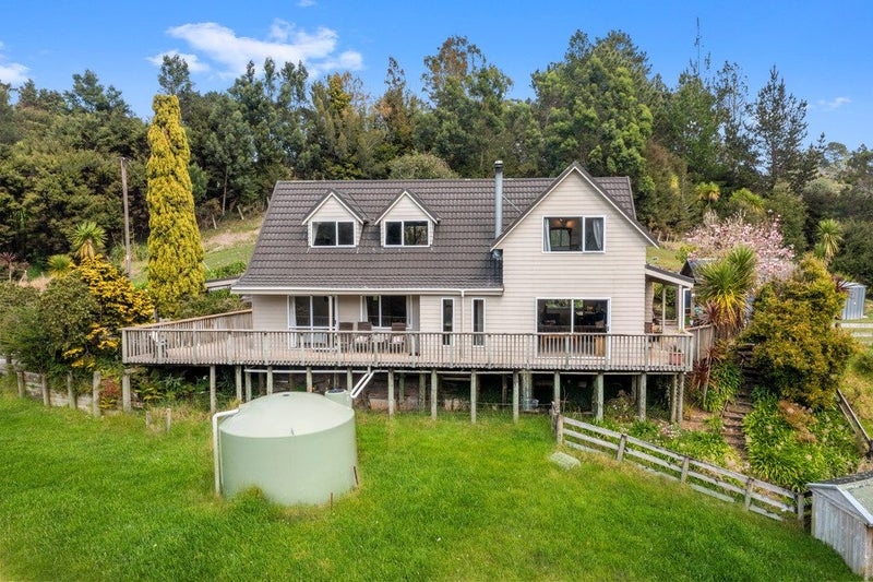 1180 East Coast Road, Redvale, Albany - Carousel 1