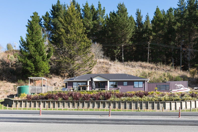 1A Maulder Road, Waipawa, Waipawa - Carousel 1