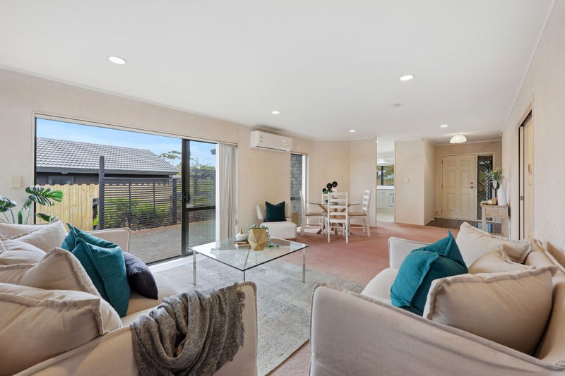 76 Burswood Drive, Burswood, Auckland - Carousel 2