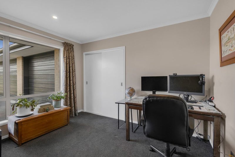 15 Broomleigh Drive, Rolleston, Rolleston - Carousel 28