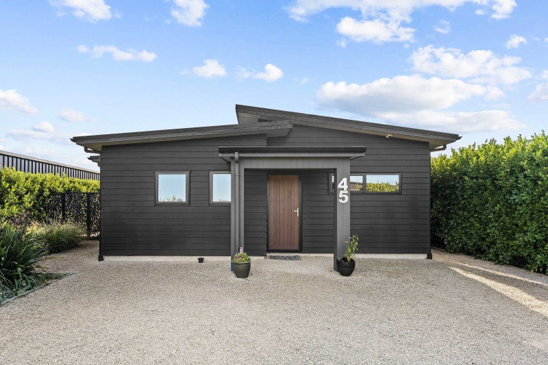 45 Burgundy Drive, Martinborough, Martinborough - Carousel 1
