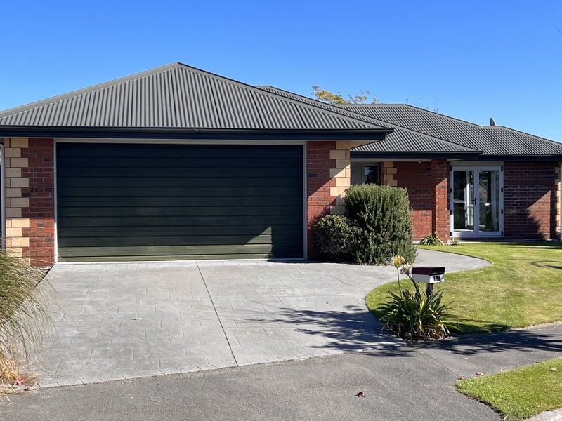 17 Blowers Place, Halswell, Christchurch - Carousel 1