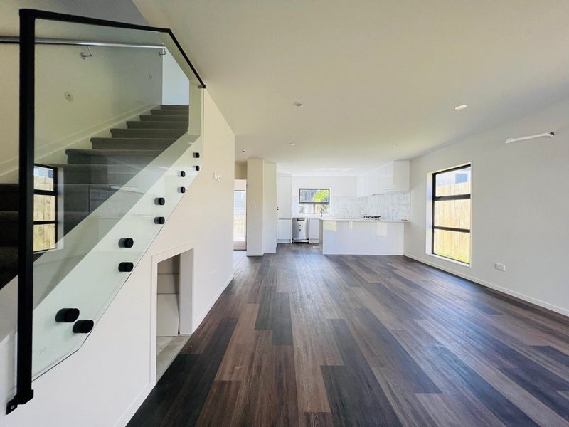 3/116 Maich Road, Manurewa, Auckland - Carousel 2